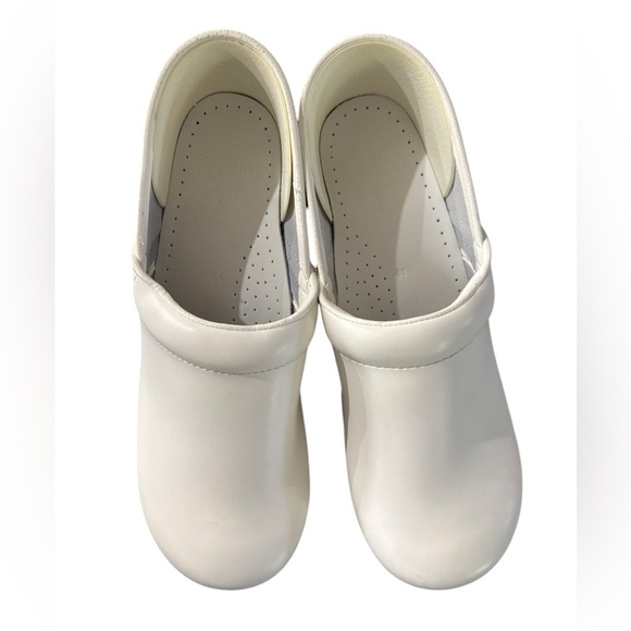 Dansko All White clogs Size 41 - Picture 2 of 7